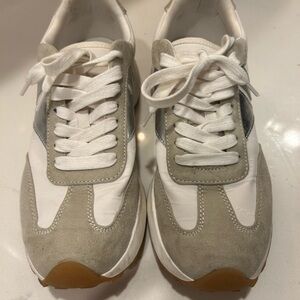 Steve Madden Escapade sneaker
